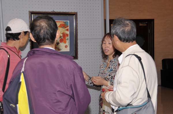 慶祝新中國(guó)成立60周年首都文藝家創(chuàng)作精品展開(kāi)幕 文藝創(chuàng)作